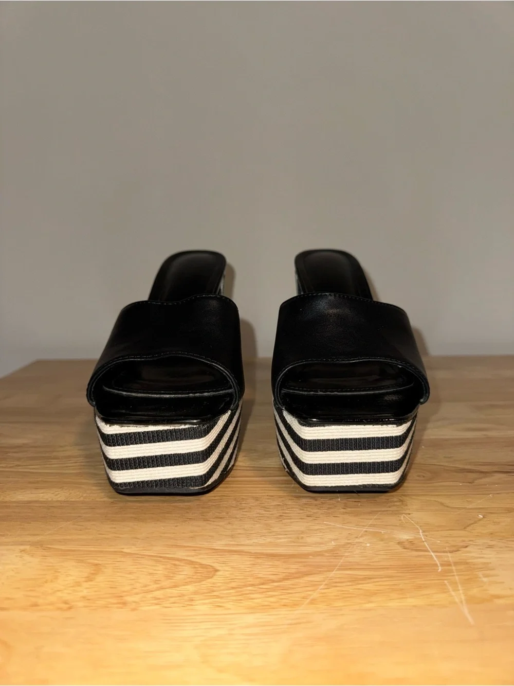 Black and White Striped Platform Heels, Pinstripe Size 7, Used a few times